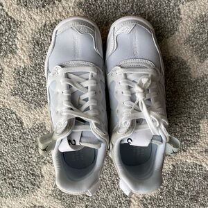 NWOT Nike Jordan MA2 sneakers